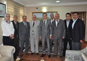 Altıparmak'ın kabulleri devam ediyor